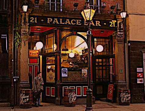 Palace bar - 